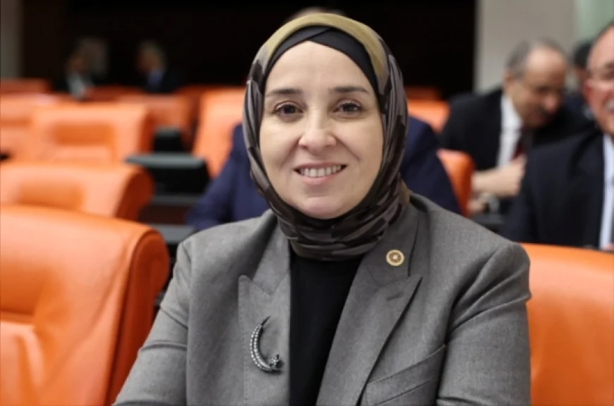DEVA Partisi Genel Başkan Yardımcısı Elif Esen: “Gençlerin geleceği başka ülkelerde aramak zorunda kalmayacağı bir Türkiye’yi inşa edeceğiz”