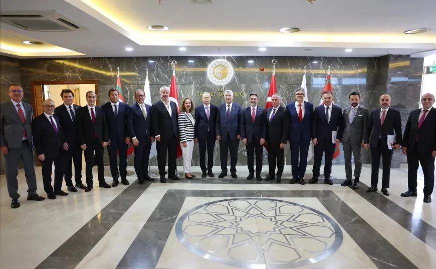 Ticaret Bakanı Prof. Dr. Ömer Bolat: “Hizmet İhracatı Strateji Belgesi’ni yenilemek için çalışmalara başlıyoruz”