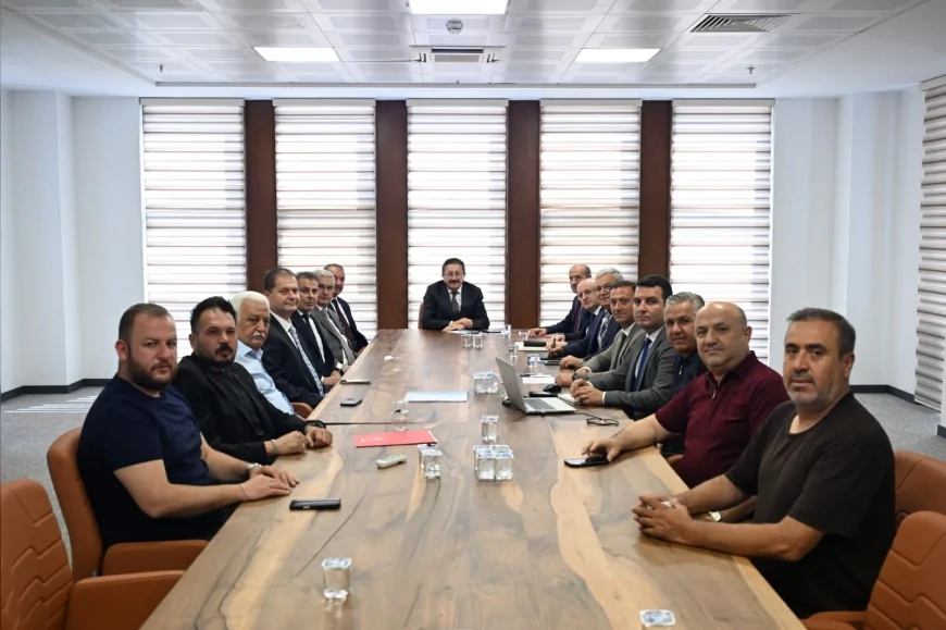 Altındağ Belediye Başkanı Dr. Veysel Tiryaki: “Endüstriyel Atıkları Toplamak Belediyenin Görevi Değil”