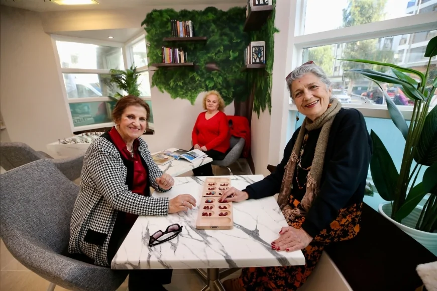 Karşıyaka Belediye Başkanı Yıldız Ünsal: “Emekli Yaka yeni dostlukların kurulduğu sıcak bir yuva oldu”