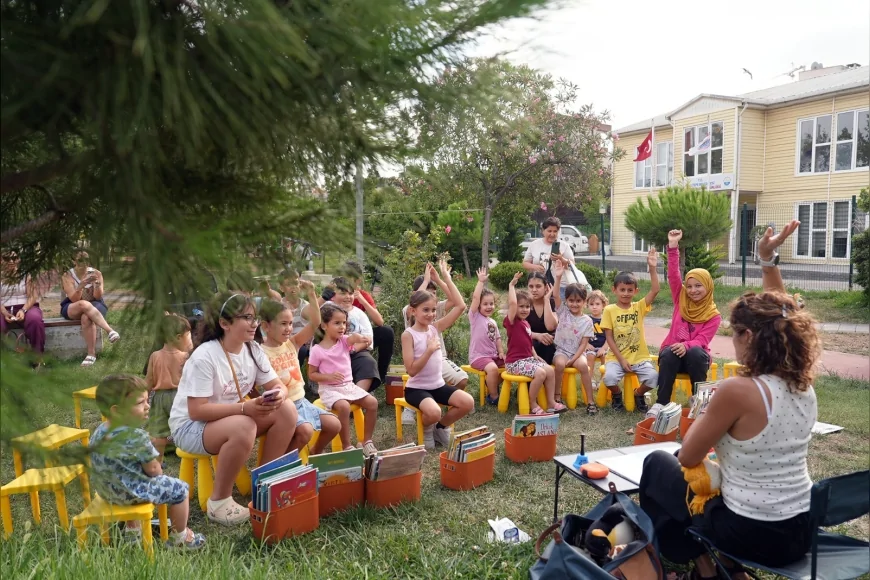 Maltepe Belediyesi “Okutopya Yolda” Projesiyle Çocukları Kitapların Sihirli Dünyasıyla Buluşturuyor