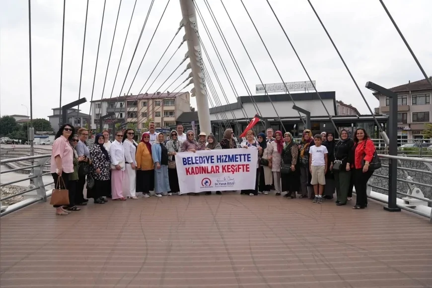 Düzce Belediyesi’nin “Belediye Hizmette, Kadınlar Keşifte” gezilerinde kadınlar kentteki projeleri yerinde inceledi