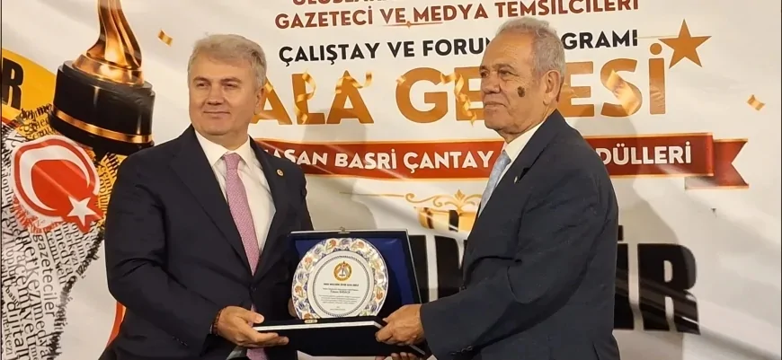 Balıkesir Gazeteciler ve Yazarlar Cemiyeti’nin 10. yılında gazetecilere “Hasan Basri Çantay Basın Emek ve Onur Ödülü”