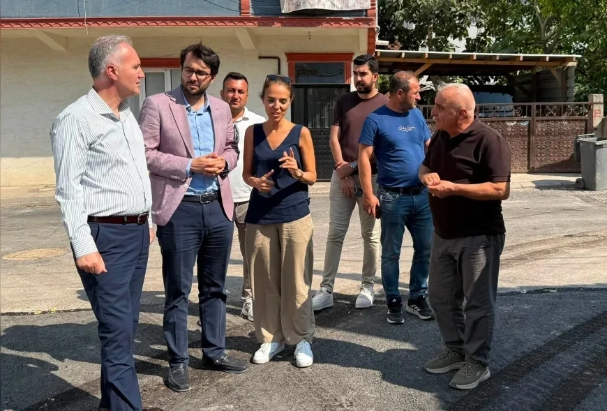 İnegöl Belediye Başkanı Alper Taban, Huzur ve Cerrah Mahallelerindeki altyapı çalışmalarını sahada inceledi