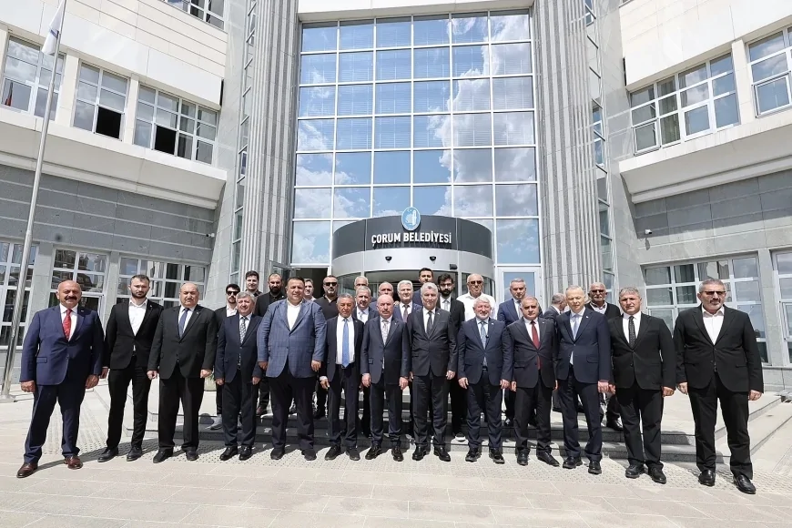 Ticaret Bakanı Ömer Bolat: “Çorum’un potansiyelini daha da ileri taşımak için el birliğiyle çalışmayı sürdüreceğiz”