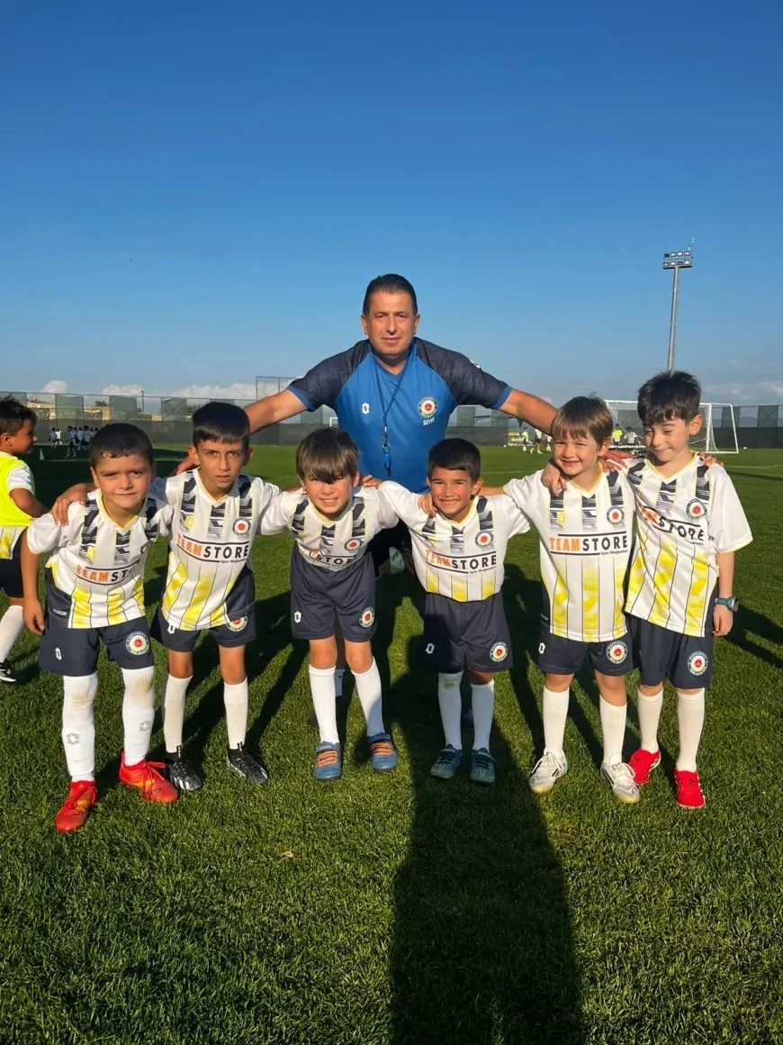 Kastamonu’da Yaz Futbol Okulları Çocukların Spor Tutkusunu Sahalara Taşıdı
