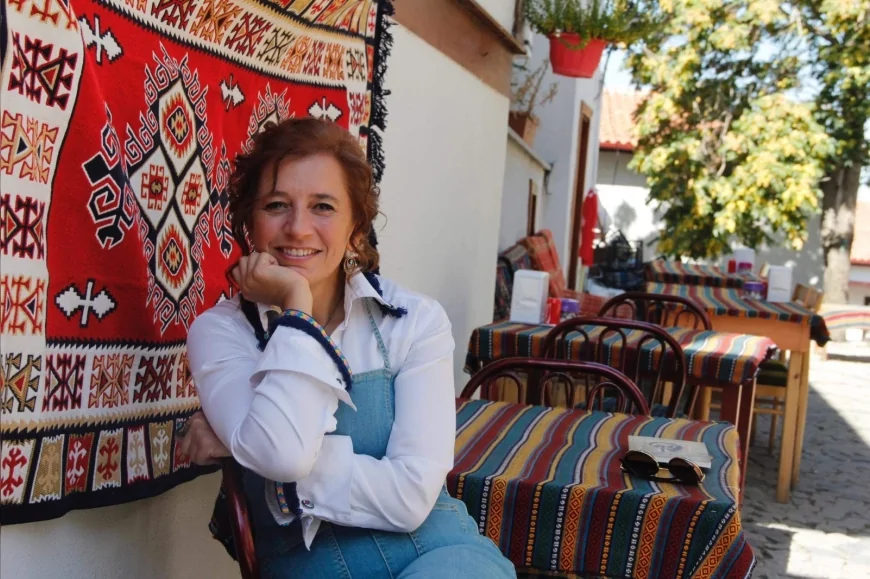 Şair Funda Özyurt: “Bu hayatta benim bir Şurimşinem oldu: Annem”