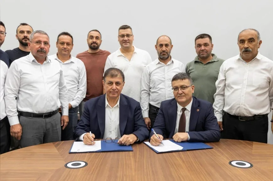 İzmir Büyükşehir Belediye Başkanı Dr. Cemil Tugay: “İZBETON çalışanları için yeni iyileştirmeler yapmak isterim”