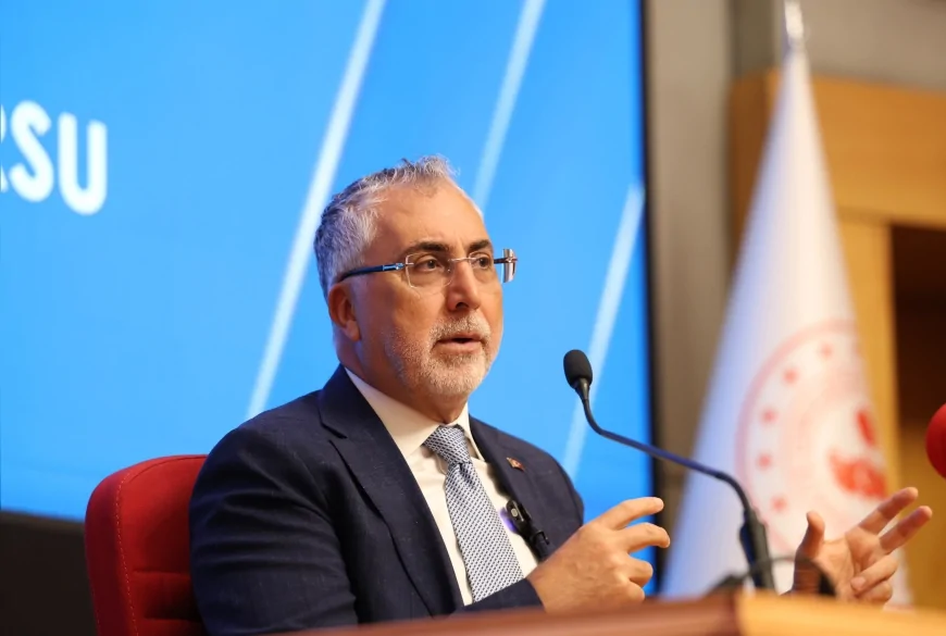 Çalışma ve Sosyal Güvenlik Bakanı Prof. Dr. Vedat Işıkhan: “İşsizlik oranı yüzde 7,9 ile 2005’ten itibaren en düşük seviyesine geriledi”