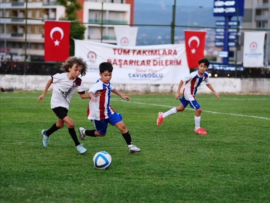 Denizli Büyükşehir Belediyesi Zafer Bayramı’nı üç branşta yüzlerce sporcunun katılacağı turnuvalarla kutlayacak