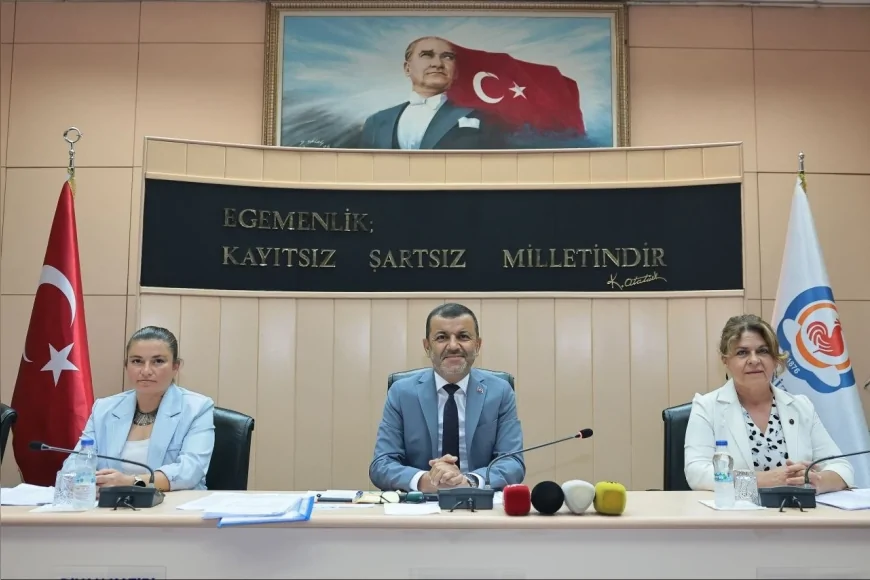 Denizli Büyükşehir Belediye Başkanı Bülent Nuri Çavuşoğlu: “İnsan odaklı, yaşanabilir ve güvenli Denizli için 2040 ulaşım vizyonunu hayata geçiriyoruz”