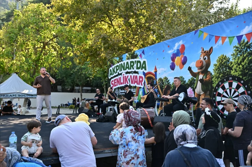 Manisa’da Akpınar Mesire Alanı’nda “Akpınar’da Şenlik Var” Programı Çocukları ve Vatandaşları Buluşturdu