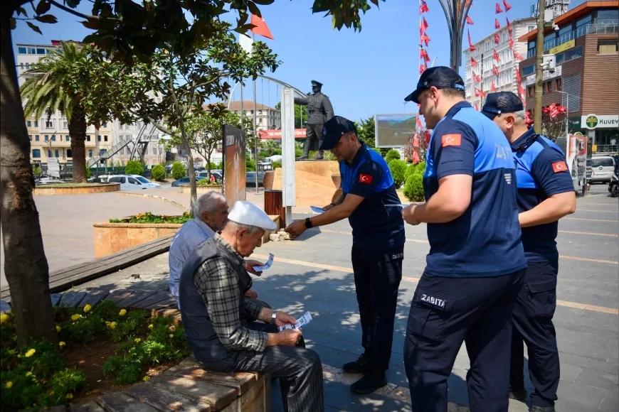 Giresun Belediyesi Zabıta Ekipleri İzmarit Denetimini Artırıyor, Yere Atanlara 1.042 Lira İdari Para Cezası Uygulanacak!