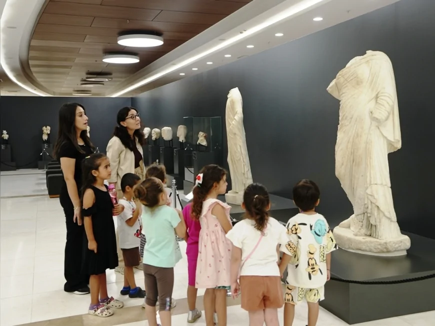 Denizli Büyükşehir Belediyesi minik kâşifleri bilim, tarih ve trafik eğitimiyle buluşturdu