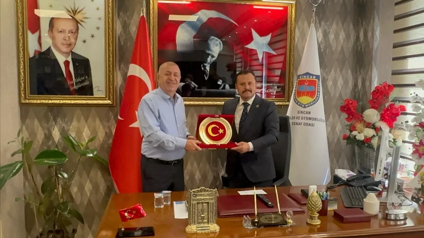 Zafer Partisi Genel Başkanı Prof. Dr. Ümit Özdağ Sincan Şoförler ve Otomobilciler Esnaf Odası Başkanı İsa Yalçın ile Görüştü