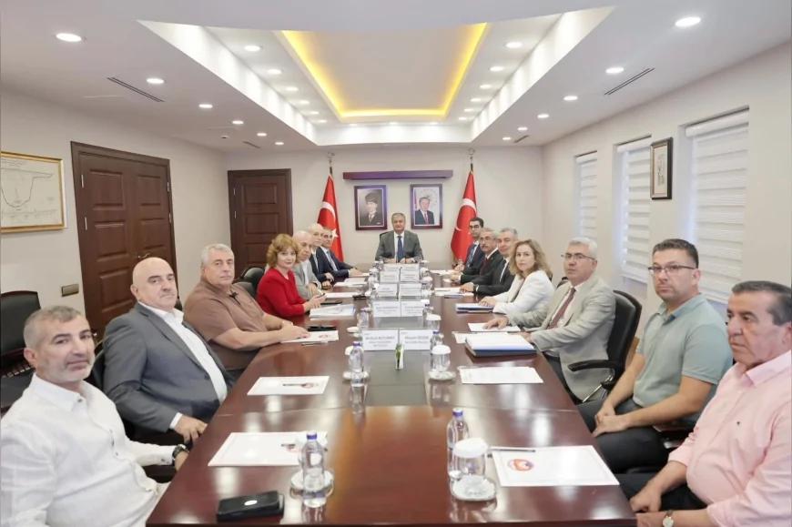 Adana Valisi Mustafa Yavuz: “Su Ürünleri OTB’de sahadaki yapım çalışmalarında yeni ve somut bir safhaya geçtik”