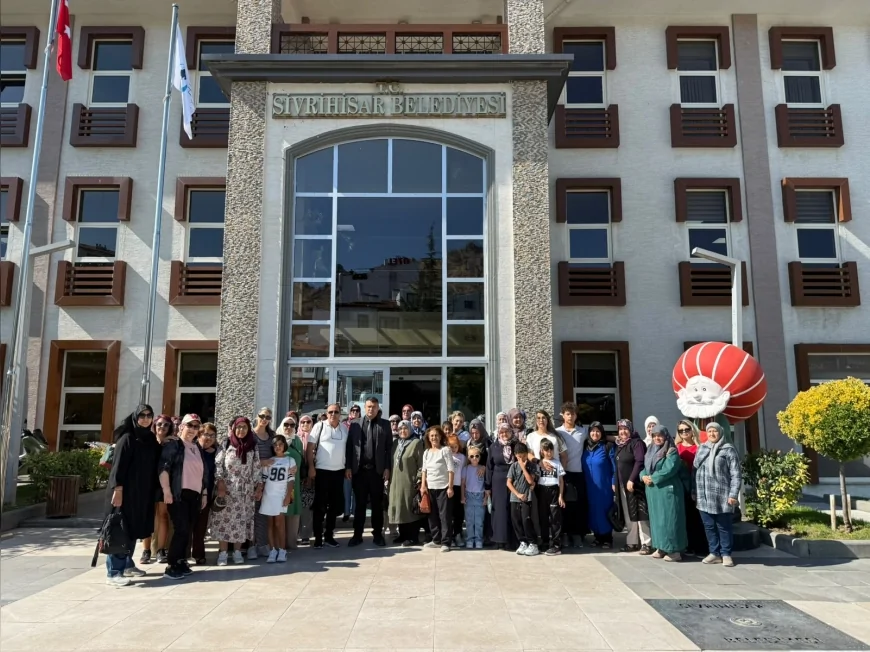 Eskişehir Büyükşehir Belediyesi kadınları kentin tarihi ve kültürel mirasıyla buluşturuyor