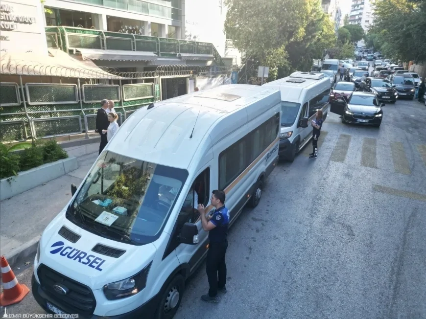 İzmir Büyükşehir Belediyesi 400 yeni servis aracı plakası için 29 yıllığına ihaleye çıkıyor