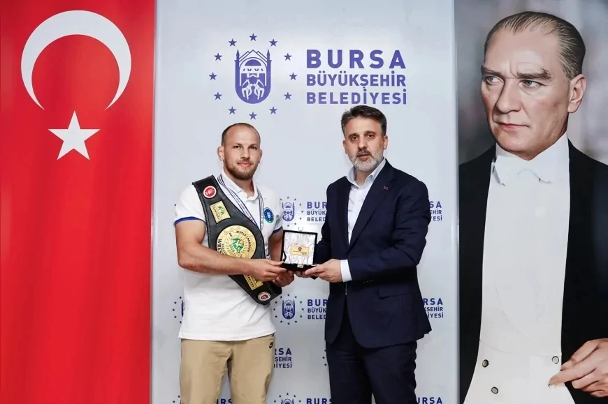 Bursa Büyükşehir Belediyesi Başkan Vekili Şahin Biba: “Ata sporumuz güreşi ön plana çıkarıp şampiyon sporcular yetiştireceğiz”