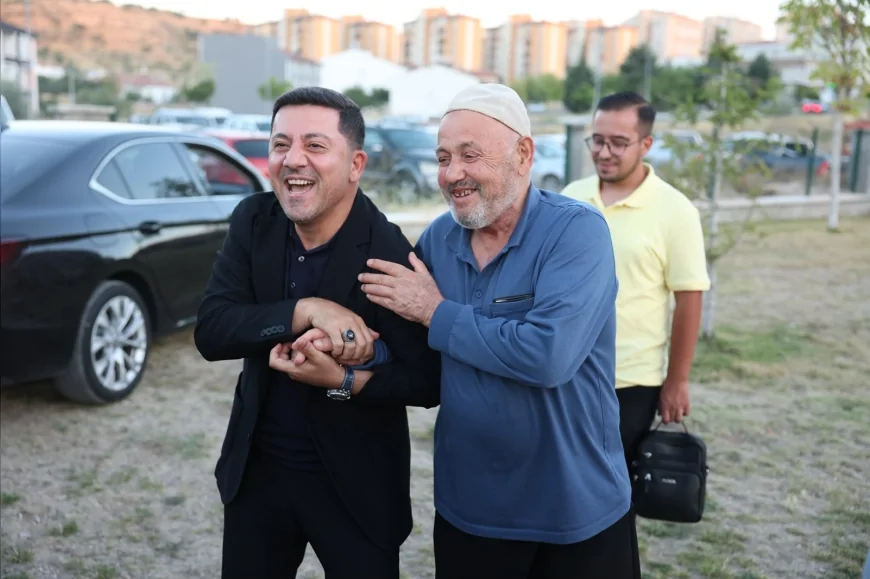 Nevşehir Belediye Başkanı Rasim Arı, Mehmet Akif Ersoy Mahallesi’nde vatandaşlarla buluştu