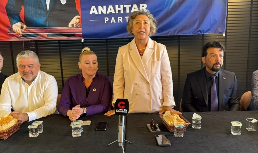 Anahtar Parti Genel Başkan Yardımcısı Prof. Dr. Selma Yel: “Biz merkez partisiyiz, merkeze halkı koyuyoruz”