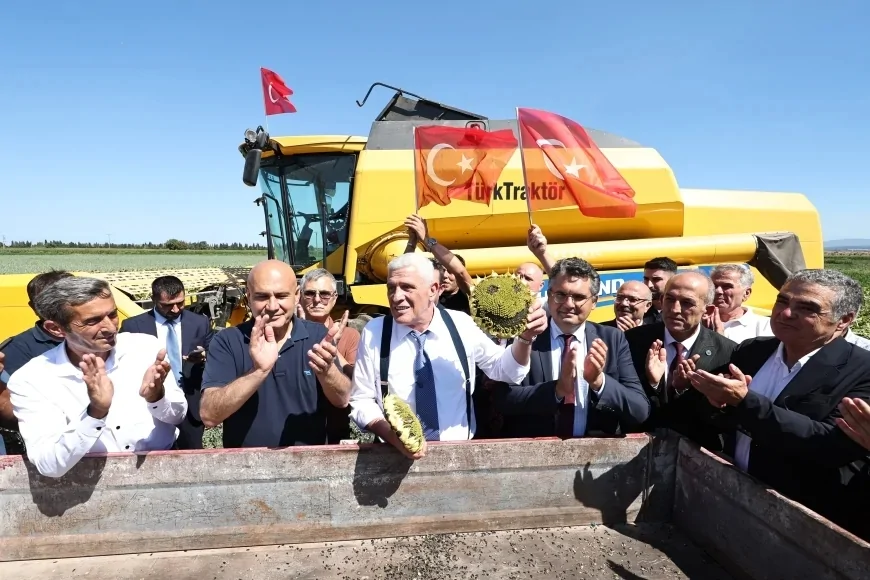 İYİ Parti Genel Başkanı Müsavat Dervişoğlu: “İktidarımızda çiftçilerin bankalara borcu kalmayacak”