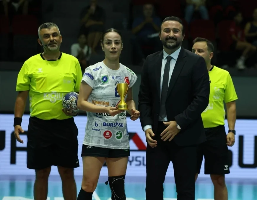 Bursa Büyükşehir Belediyespor Kadın Hentbol Takımı Cumhurbaşkanlığı Kupası finaline yükseldi