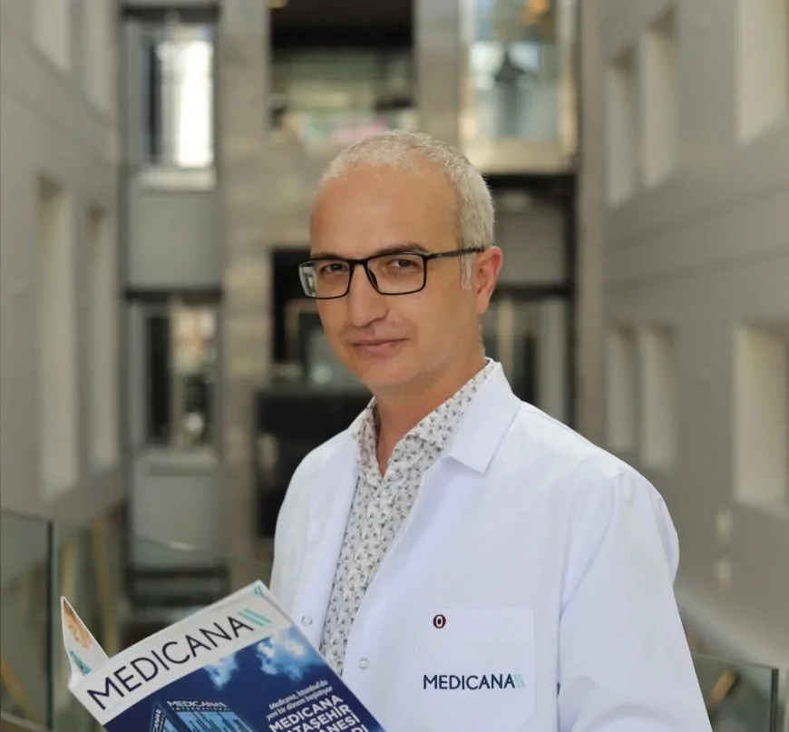 Medicana KBB Uzmanı Prof. Dr. Kasım Durmuş: “Dekonjestan spreyler 5 günden uzun kullanılmamalı”