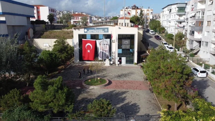 Karabağlar Belediye Başkanı Helil Kınay: “Gençlerimizle gurur duyuyorum”