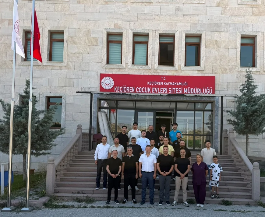 Ankara Berberler Odası, Keçiören Çocuk Evleri Sitesi’ndeki çocukların yüzünü saç bakımı etkinliğiyle güldürdü