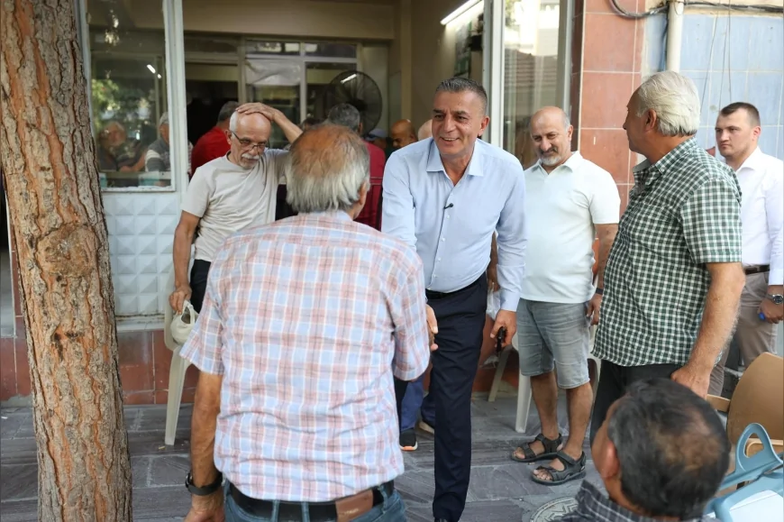 Şehzadeler Belediye Başkanı Hakan Şimşek Nişancıpaşa’da esnafı ziyaret ederek talep ve önerileri dinledi