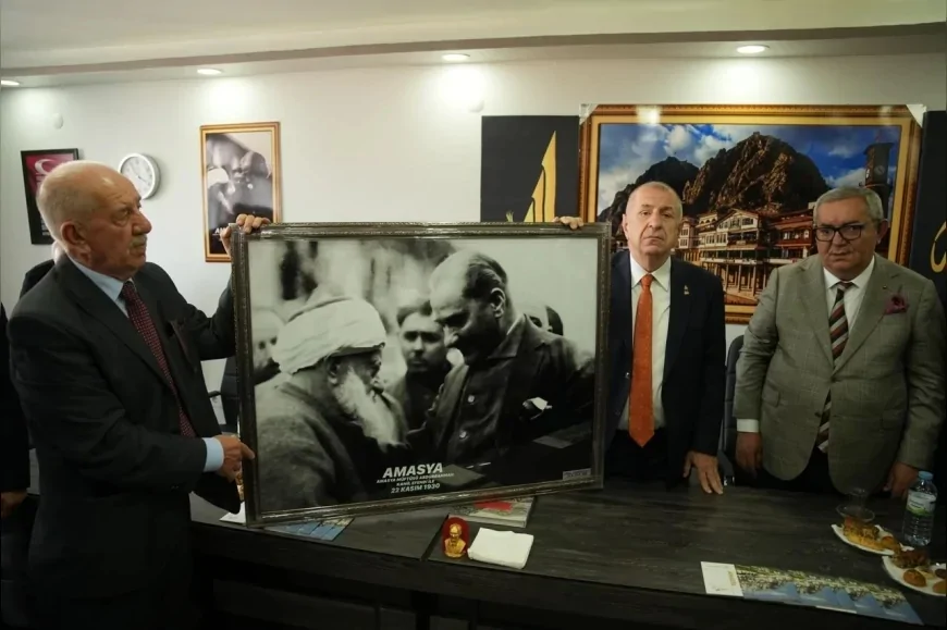 Zafer Partisi Genel Başkanı Prof. Dr. Ümit Özdağ’dan dernek ve semt pazarı ziyaretleri