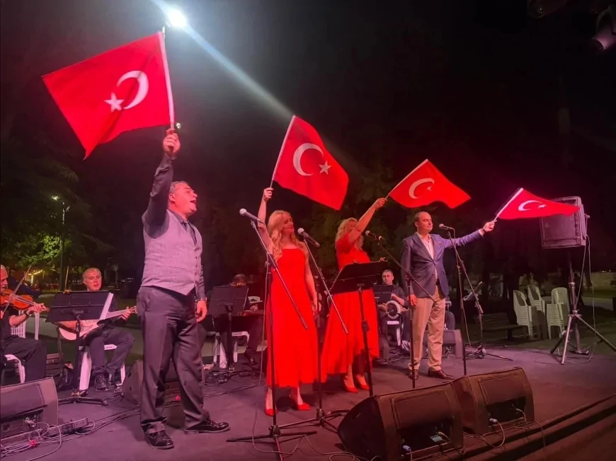 Bursa’da 30 Ağustos Zafer Haftası coşkusu Türk Sanat Müziği konseriyle kente yayıldı