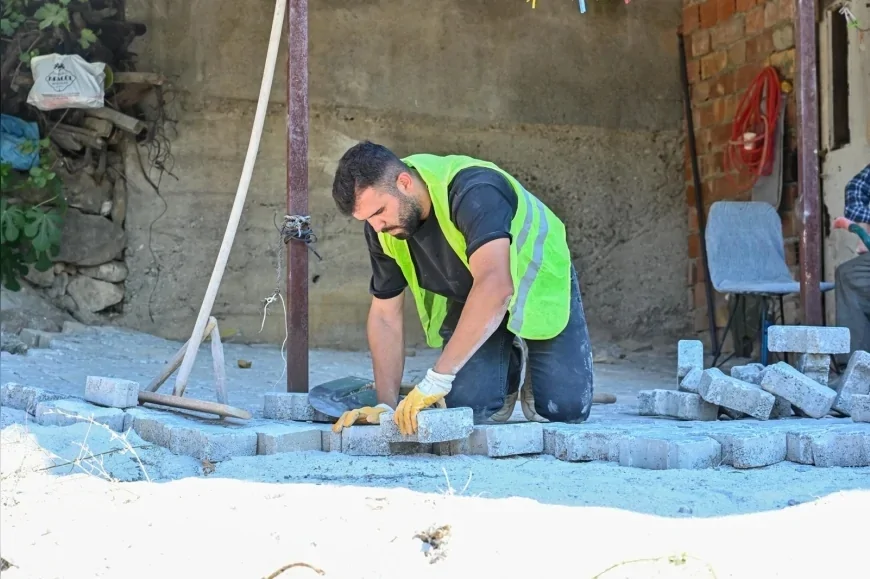 Bursa Büyükşehir Belediyesi Müşküle’de 8 bin 500 metrelik altyapının ardından üstyapı çalışmalarını başlattı