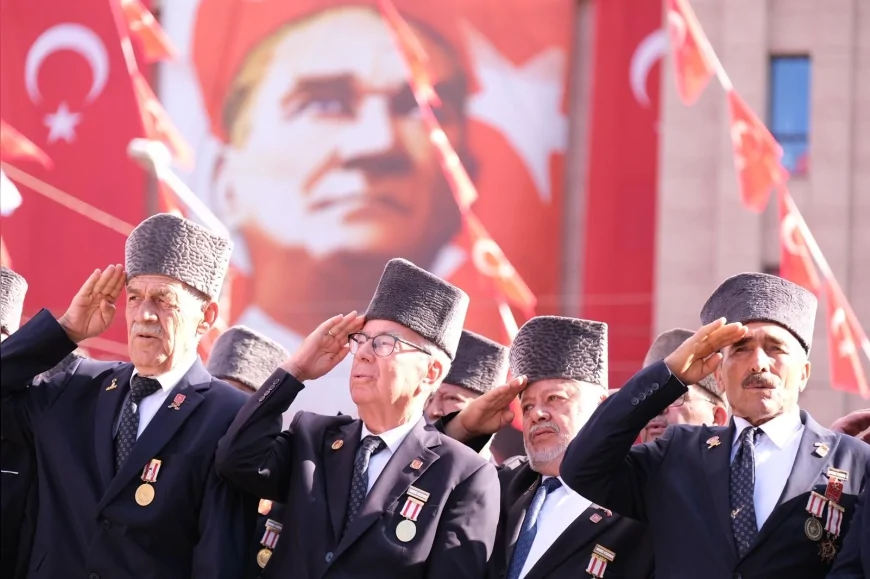 Eskişehir’de 30 Ağustos Zafer Bayramı’nın 104. yılı coşkuyla kutlandı