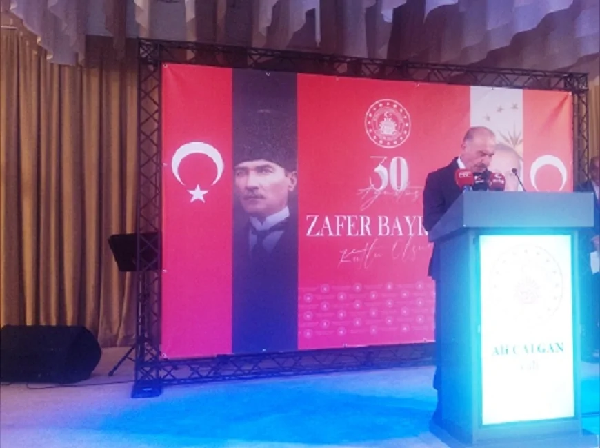 Çorum Valisi Ali Çalgan: “30 Ağustos, esareti kabul etmeyeceğimizin dünyaya ilanıdır”