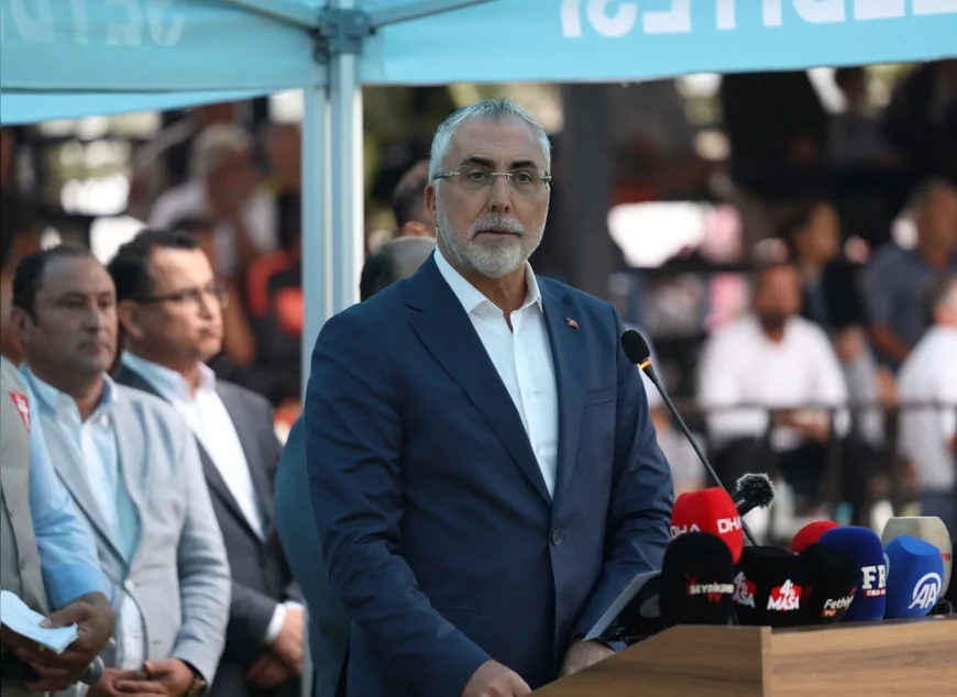 Çalışma ve Sosyal Güvenlik Bakanı Prof. Dr. Vedat Işıkhan: “İşsizlik oranı yüzde 8,1 ile tek haneli seviyesini korudu”
