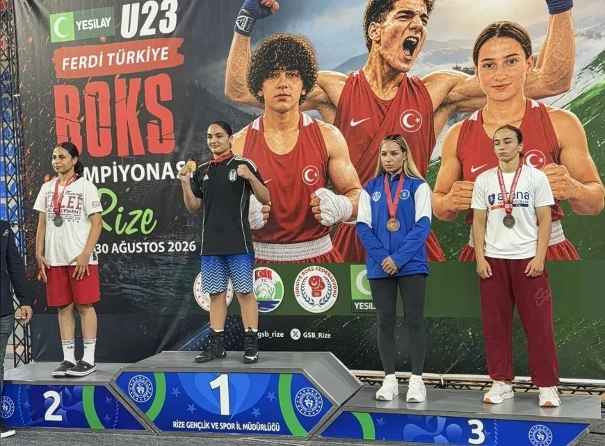 Bursa Büyükşehir Belediyesporlu boksçular U23 Türkiye Şampiyonası’nda 2 madalya kazandı