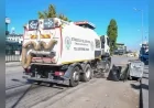 Etimesgut Belediyesi Şaşmaz Oto Sanayi’nde hurda ve molozları temizleyerek yolları yıkadı