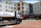 Yalova Belediyesi yeni eğitim dönemi öncesi okul bahçelerinde temizlik çalışmalarını hızlandırdı