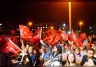 Seferihisar’ın Kurtuluşunun 104. Yılı Niran Ünsal Konseriyle Coşkuyla Kutlandı