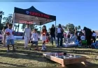 İzmir Enternasyonal Fuarı’nda karton tekneler yarış için hazırlanıyor, gençler tasarımlarını Kültürpark Göl’e taşıyor