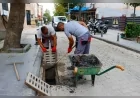 Yalova Belediyesi, olası yağışlar öncesi kent genelinde mazgal ve rögar temizliği gerçekleştiriyor