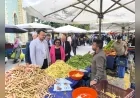 YENİ Parti Denizli Milletvekili Şeref Arpacı Kütahya pazarında dinledi: “Karnım aç, yolu ne yapayım”