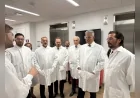 Sağlık Bakanı Prof. Dr. Kemal Memişoğlu ABD’de AstraZeneca ve Precigen’in AR-GE çalışmalarını inceledi