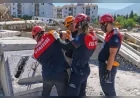 İzmir İtfaiyesi ağır arama kurtarma akreditasyonu için 110 personelle kapasitesini güçlendiriyor