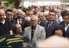 İzmir eski Büyükşehir Belediye Başkanı Burhan Özfatura son yolculuğuna uğurlandı