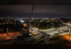Başiskele Kavşağı’nda 80 tonluk dev tabliye gece operasyonuyla tek hamlede yerine konuldu