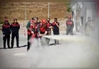 İzmir Büyükşehir Belediyesi İtfaiyesi Dikili Devlet Hastanesi’nde yangın ve kurtarma tatbikatı gerçekleştirdi