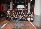 Düzce İtfaiyesinde minikler görev başında: Yangın söndürmeyi uygulamalı öğrendiler